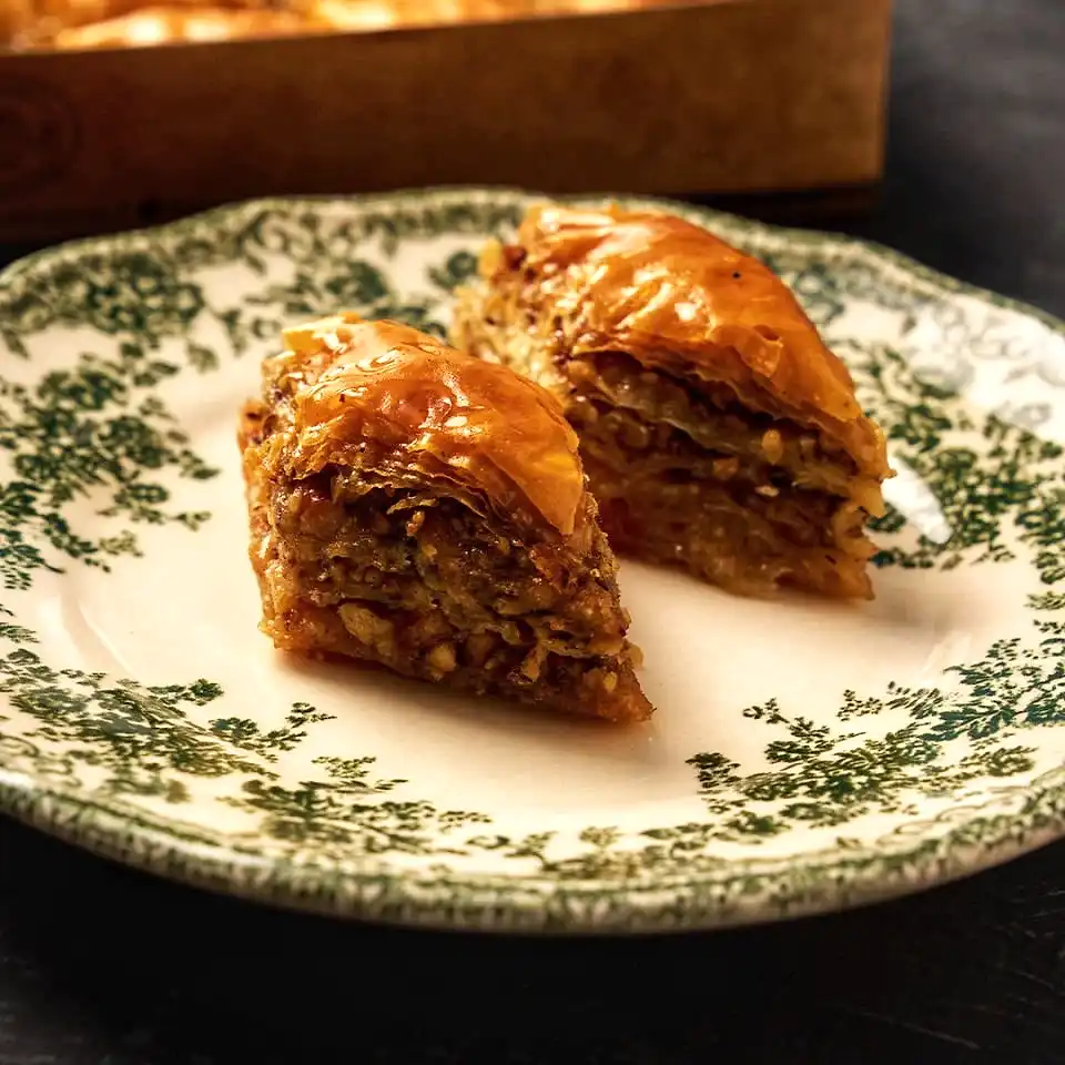 Cevizli Köy Baklavası Tepsi